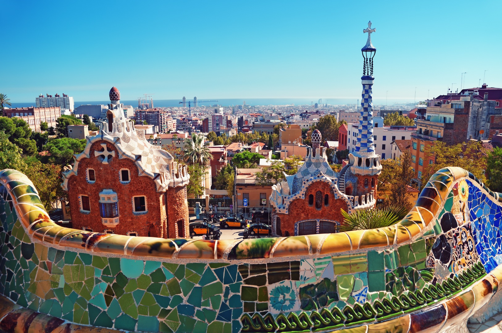 Antoni Gaudí, génie de la mosaïque à Barcelone - Unique Tours Factory