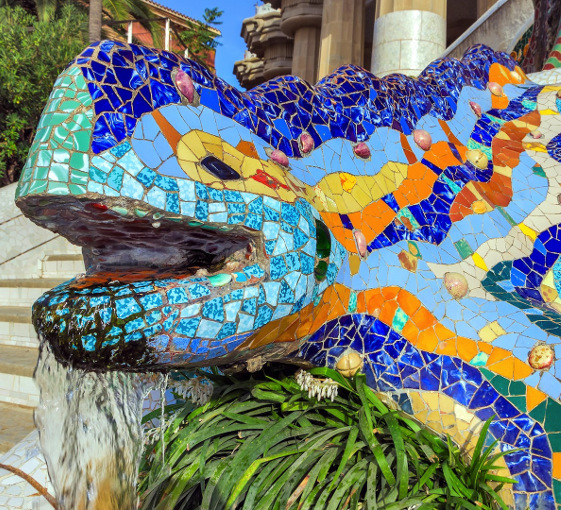 U - Gaudi half day tour Barcelone (561x510) (1)