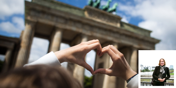 Private tour in Berlin, highlights history wall brandenburg