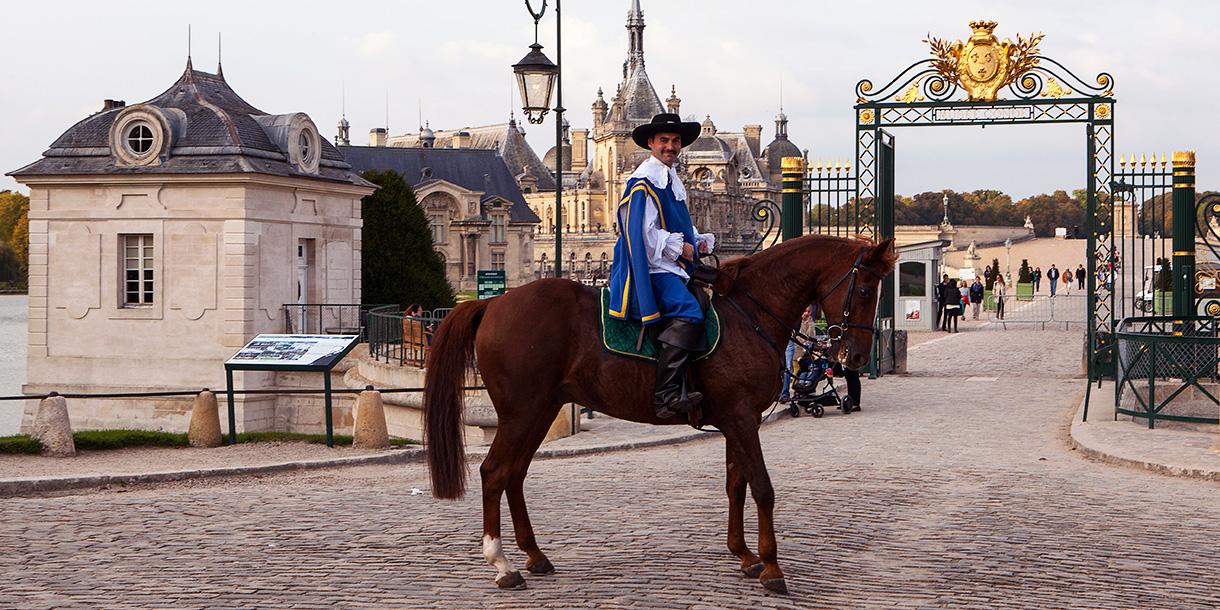 Private polo tour in Chantilly near Paris