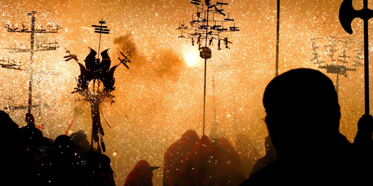 Visite privée autour des feux d'artifices et correfocs près de Barcelone