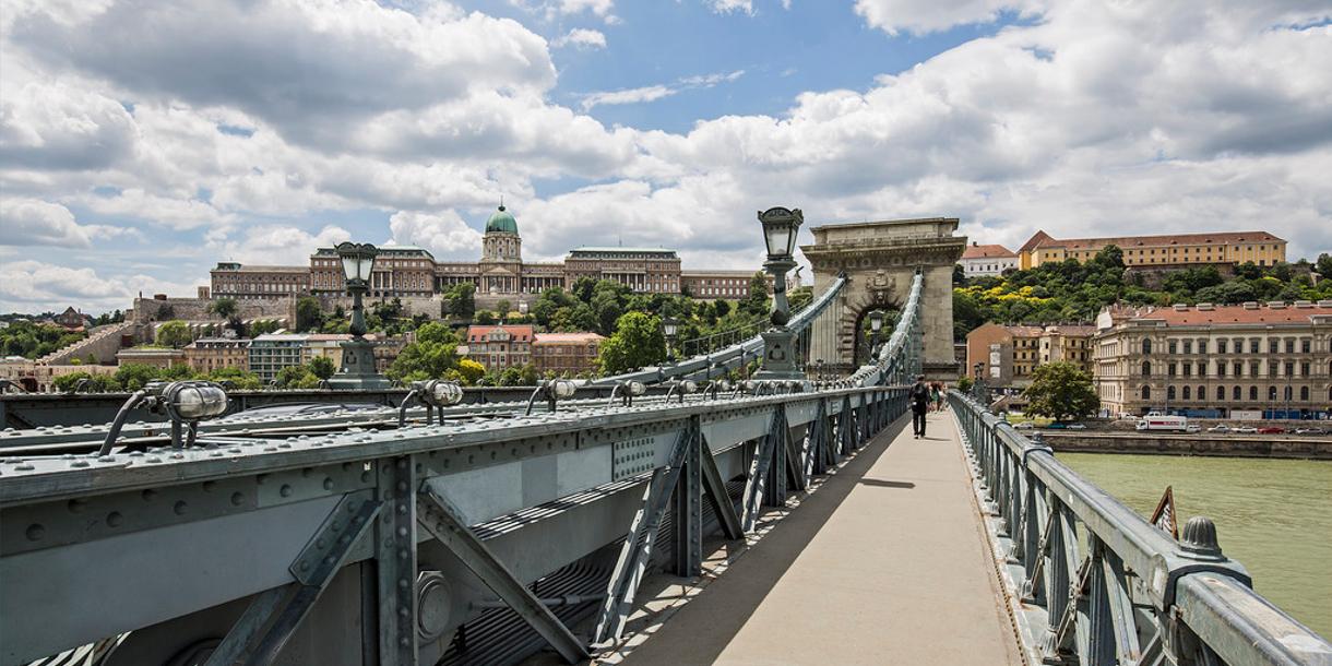 Visite privée de Pest avec une dégustation de vin à Budapest 