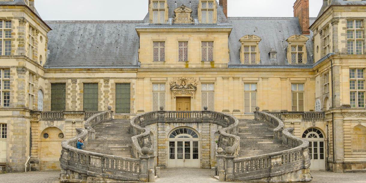 Visiting the Château de Fontainebleau from Paris