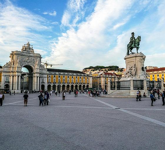 Private tour of highlights in Lisbon