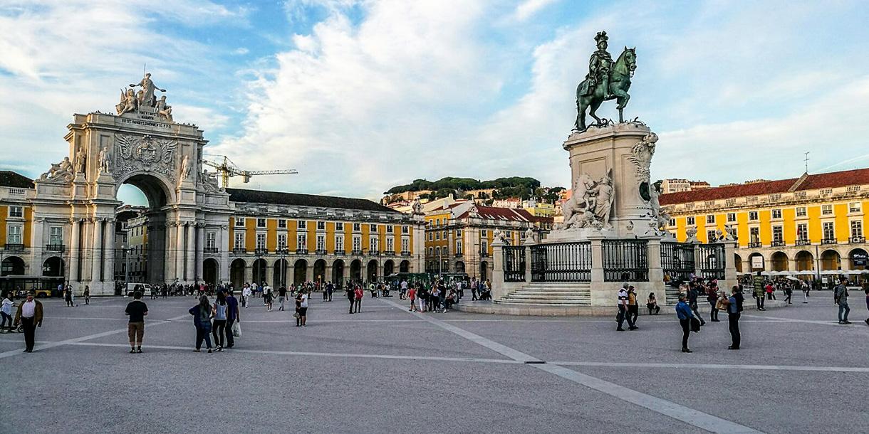 Walking Tours in Madrid  Enjoy the Spanish capital - Private tours in  Spain and Portugal