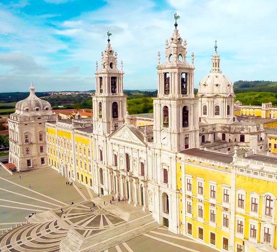 Private tour of villages around Lisbon