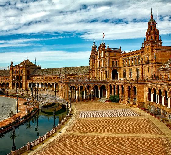 Private tour about Moorish history in Seville