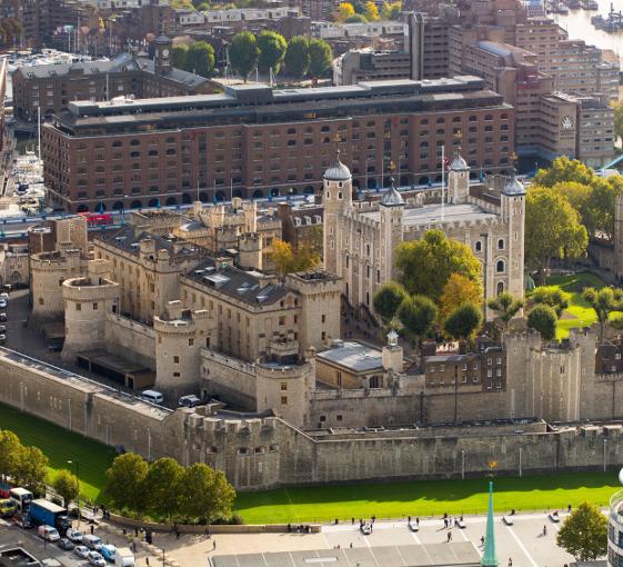 Private history and legends tour in London