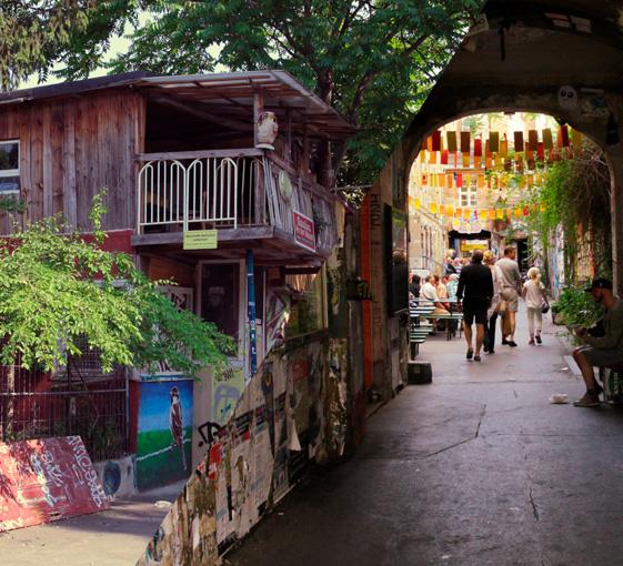 Private tour of multicultural and alternative neighbourhoods in Berlin