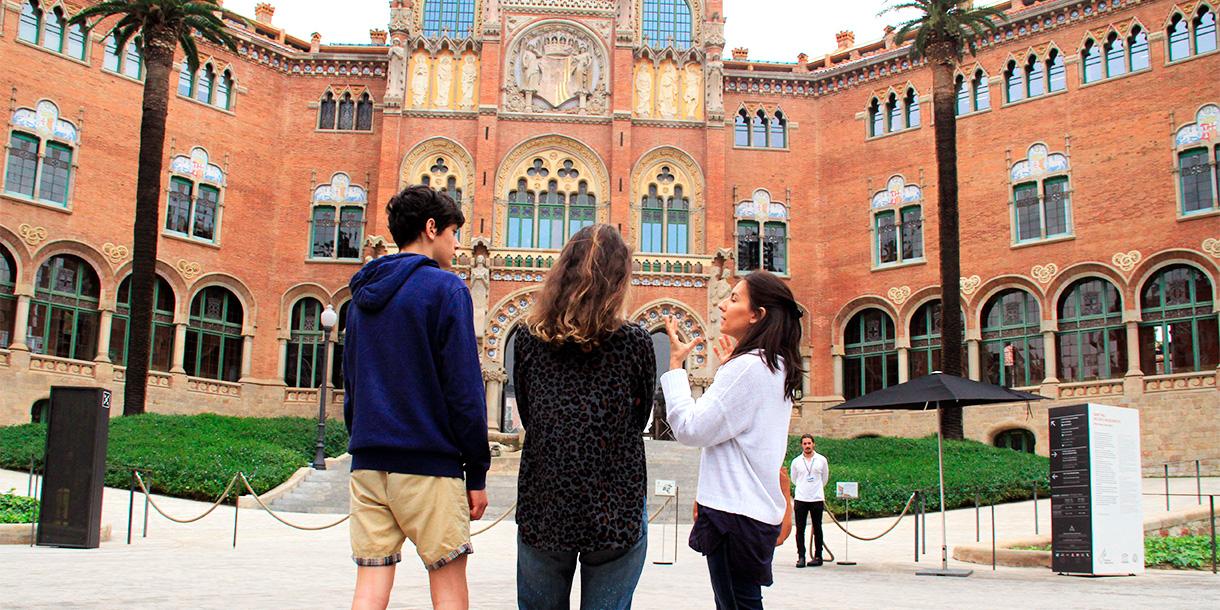 Private tour of most beloved sites in Barcelona