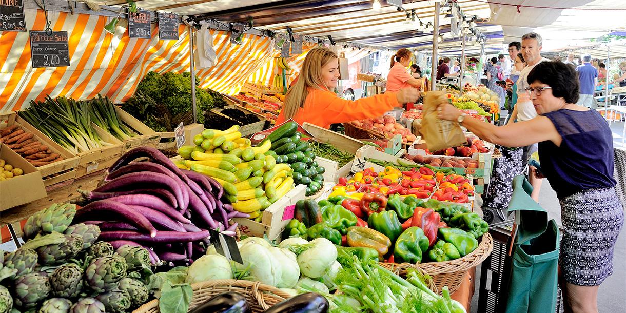  Visite privée gastronomique à marché parisienne