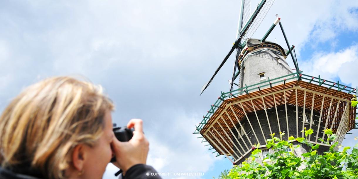 Private tour of ecological Amsterdam and iconic places of the city